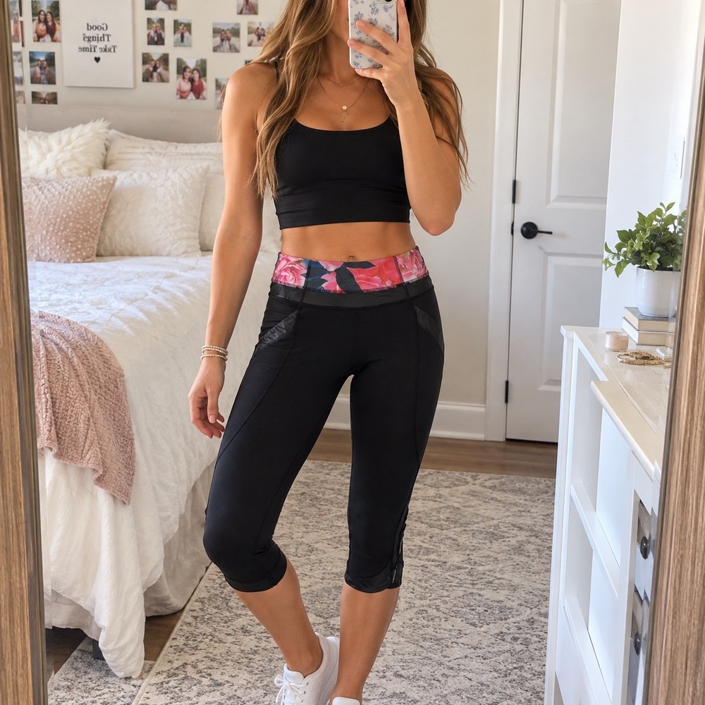 Lululemon Black Crop Leggings Women's 4 Gym Workout Running Floral Waistband